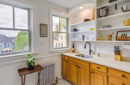 South Providence Apartment | 111 m² Apartment ∙ 1 bedroom ∙ 2 guests