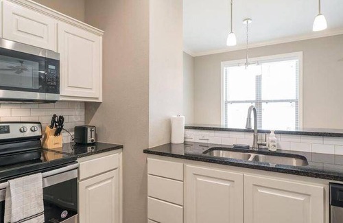 Tyler House | 111 m² House ∙ 3 bedrooms ∙ 6 guests
