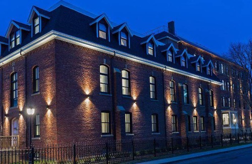 Queens Square House | 111 m² Motel ∙ 2 bedrooms ∙ 127 guests