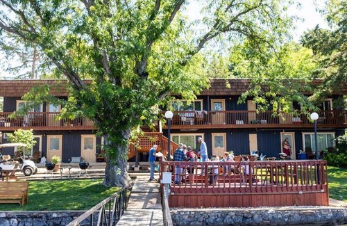 Camdenton Resort | 111 m² Resort ∙ 4 bedrooms ∙ 14 guests