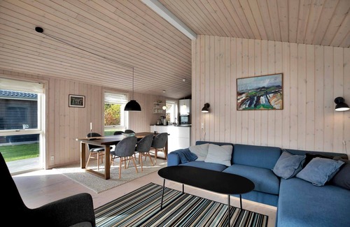 Nykøbing House | 11185 Nykøbing Sj - Lynghækken 8