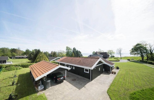 Mesinge House | 112 m² House ∙ 3 bedrooms ∙ 8 guests