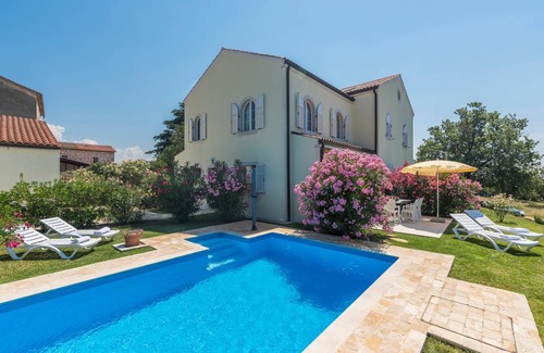Cervar Villa | 112 m² Villa ∙ 2 bedrooms ∙ 5 guests