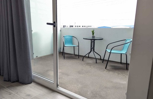 Heredia Apartment | 113 Rocks, Perfect location for business and having everything within reach.