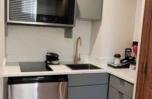 Bartlesville Apartment | 114 · The Traveler #114 - Hotel Phillips