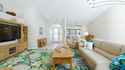 Punta Gorda House | 1140 La Palma