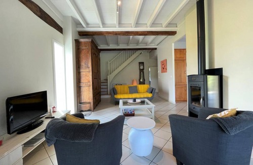 Morlaas House | 115 m² Gîte ∙ 3 bedrooms ∙ 6 guests