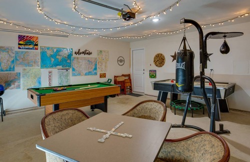 Gun Barrel City House | 116 m² House ∙ 3 bedrooms ∙ 8 guests