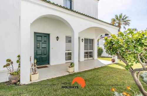 Santa Eulalia House | #116 Telhas Verdes by Home Holidays