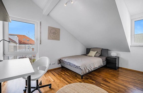 Trudering-Riem Resort | 119 m² Private room ∙ 1 bedroom ∙ 1 guest