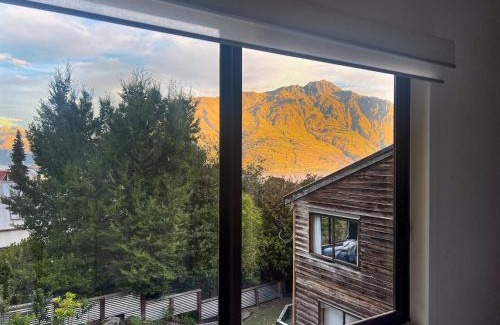 Fernhill House | 12 Arawata
