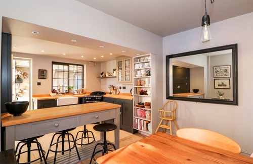 Thimbleby Cottage | 12 Banks Street