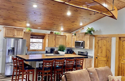 La Follette Cabin | 12 bdrm covered dock, hot tub, cwby pool, sleeps 46, “Mountain Ridge”