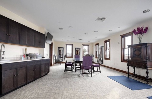 Chesapeake City House | 12 Bedroom Waterfront Historic 1920 Mansion! Pool, hot tub and 400 acres!