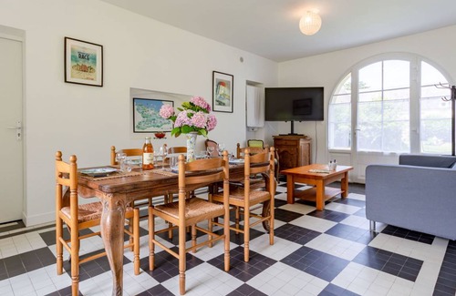 Englesqueville-la-Percee House | 120 m² House ∙ 1 bedroom ∙ 5 guests