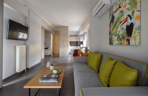 Kinosargous Apartment | 12 Keys Athens Apartments