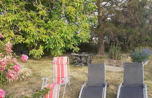 Langrolay-sur-Rance Bed & Breakfast | 12 m² Bed and breakfast ∙ 2 guests