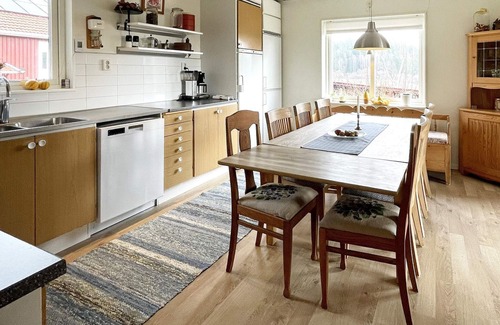 Orust O House | 12 person holiday home in HENÅN