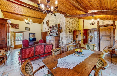 Saint-Pierre-d'Eyraud House | 120 m² House ∙ 3 bedrooms ∙ 6 guests