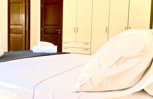 Montepaone Lido Apartment | 120 m² Apartment ∙ 2 bedrooms ∙ 6 guests
