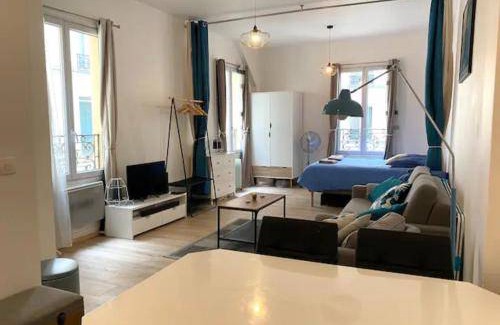 3rd Arrondissement Apartment | 120 m² Apartment ∙ 4 bedrooms ∙ 10 guests