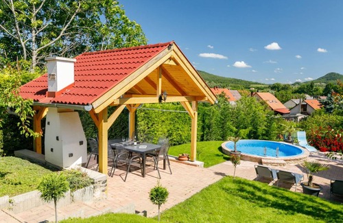 Badacsonytomaj Apartment | 120 m² Apartment ∙ 4 bedrooms ∙ 8 guests