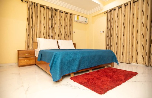 Accra Apartment | 120 m² Apartment ∙ 3 bedrooms ∙ 6 guests