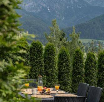 Zakopane Ski Chalet | 120 m² Chalet ∙ 5 bedrooms ∙ 10 guests