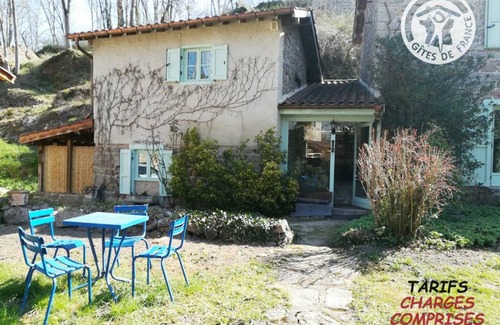 Salt-en-Donzy Cottage | 120 m² Cabin ∙ 4 bedrooms ∙ 8 guests