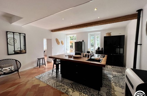 Saint-Martin-Lalande House | 120 m² Gîte ∙ 2 bedrooms ∙ 4 guests