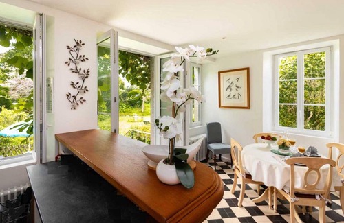 Ducey House | 120 m² Gîte ∙ 2 bedrooms ∙ 4 guests