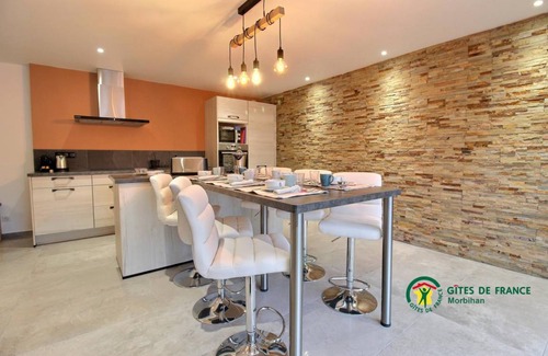 Pleugriffet House | 120 m² Gîte ∙ 3 bedrooms ∙ 6 guests