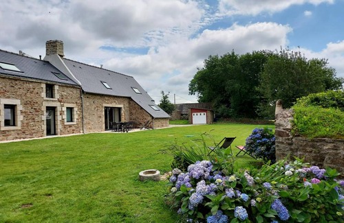 Pluvigner House | 120 m² Gîte ∙ 3 bedrooms ∙ 8 guests