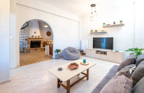 Margarites House | 120 m² House ∙ 2 bedrooms ∙ 6 guests