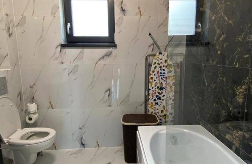 Bacau County House | 120 m² House ∙ 2 bedrooms ∙ 6 guests