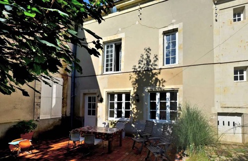 Bauge House | 120 m² House ∙ 2 bedrooms ∙ 4 guests
