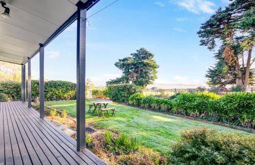 Coldstream House | 120 m² House ∙ 3 bedrooms ∙ 6 guests