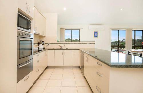 Surf Beach House | 120 m² House ∙ 3 bedrooms ∙ 7 guests