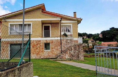 Niembro House | 120 m² House ∙ 3 bedrooms ∙ 6 guests