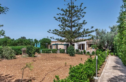 Cala Bona House | 120 m² House ∙ 4 bedrooms ∙ 8 guests