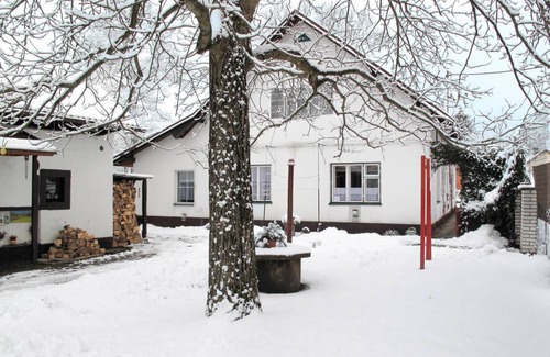 Kvasiny House | 120 m² House ∙ 4 bedrooms ∙ 10 guests