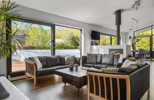 Hou House | 120 m² House ∙ 4 bedrooms ∙ 9 guests
