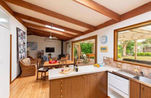 Merricks Beach House | 120 m² House ∙ 3 bedrooms ∙ 8 guests
