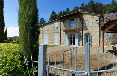 Montecastelli House | 120 m² House ∙ 3 bedrooms ∙ 7 guests