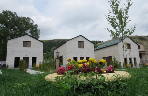 Tsaghkadzor Resort | 120 m² Resort ∙ 3 bedrooms ∙ 8 guests