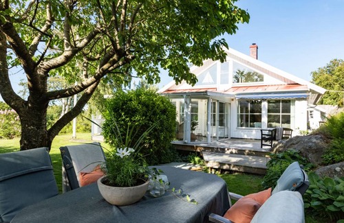 Kungalv Municipality House | 120 m² House ∙ 2 bedrooms ∙ 7 guests