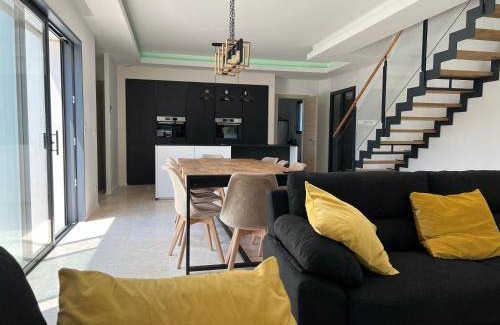Puget-sur-Argens Villa | 120 m² Villa ∙ 3 bedrooms ∙ 6 guests