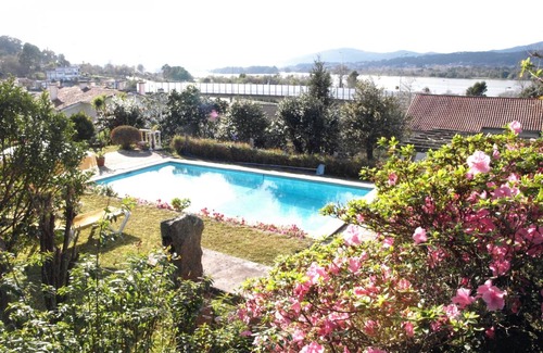 Lanhelas Villa | 120 m² Villa ∙ 4 bedrooms ∙ 10 guests