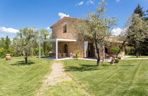 Gambassi Terme Villa | 120 m² Villa ∙ 3 bedrooms ∙ 8 guests