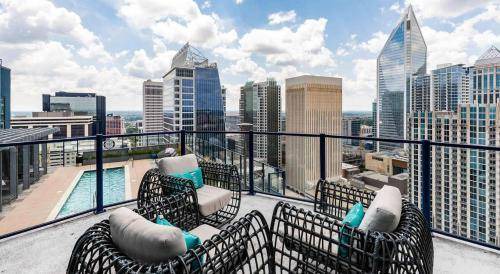 Charlotte Center City Apartment | 1200 m² Apartment ∙ 5 guests